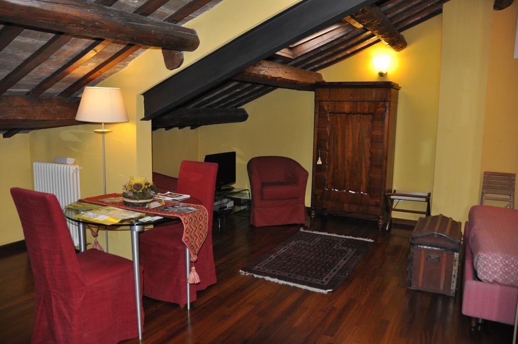 فيرّارا Piazza Nova Guest House الغرفة الصورة