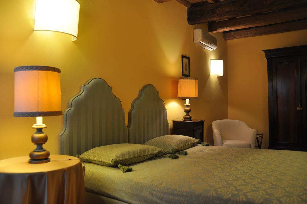 فيرّارا Piazza Nova Guest House المظهر الخارجي الصورة