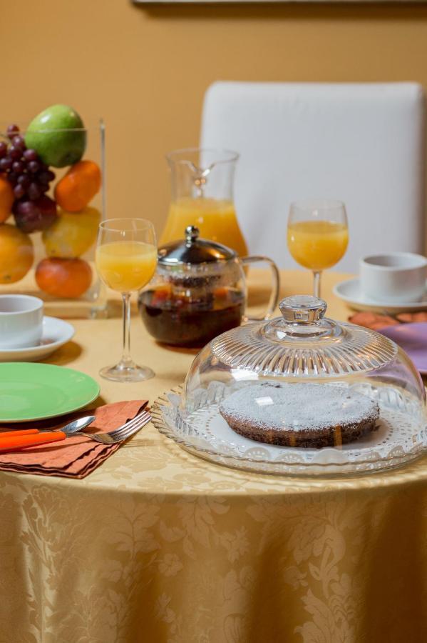 فيرّارا Piazza Nova Guest House المظهر الخارجي الصورة