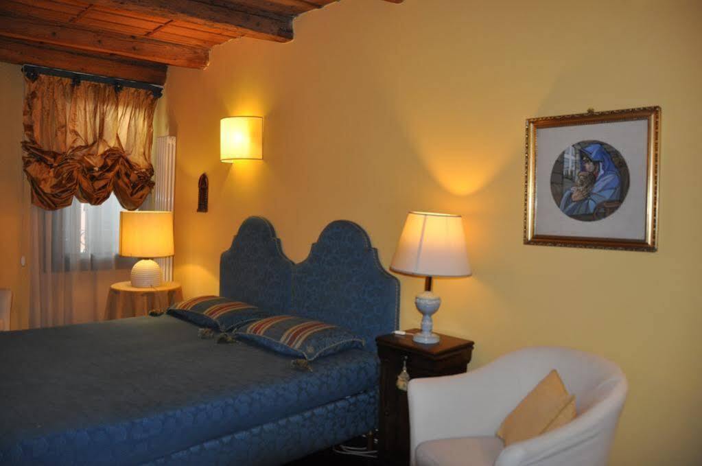 فيرّارا Piazza Nova Guest House المظهر الخارجي الصورة
